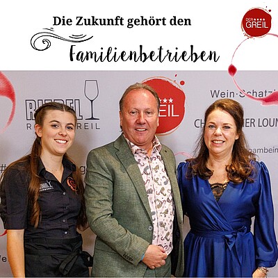 Als Inhaberfamilie sind wir jeden Tag selbst im EinsatzUns ist es wichtig, dass die persönliche Note in jedem Detail spürbar bleibt – von der persönlichen Begrüßung bis zum Weinservice.